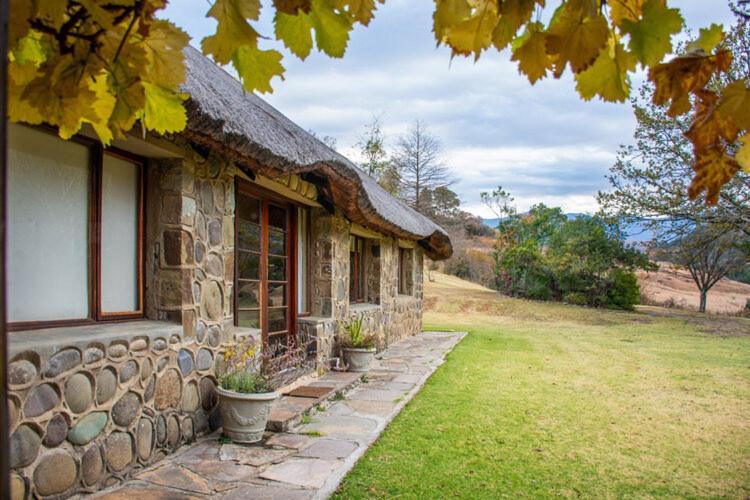 Lolambazo Country House & Cottage - Giants Castle Drakensberg Mahlutshini Room photo